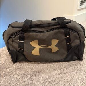 Under Armour Medium Sized Gray and Black Duffel Bag